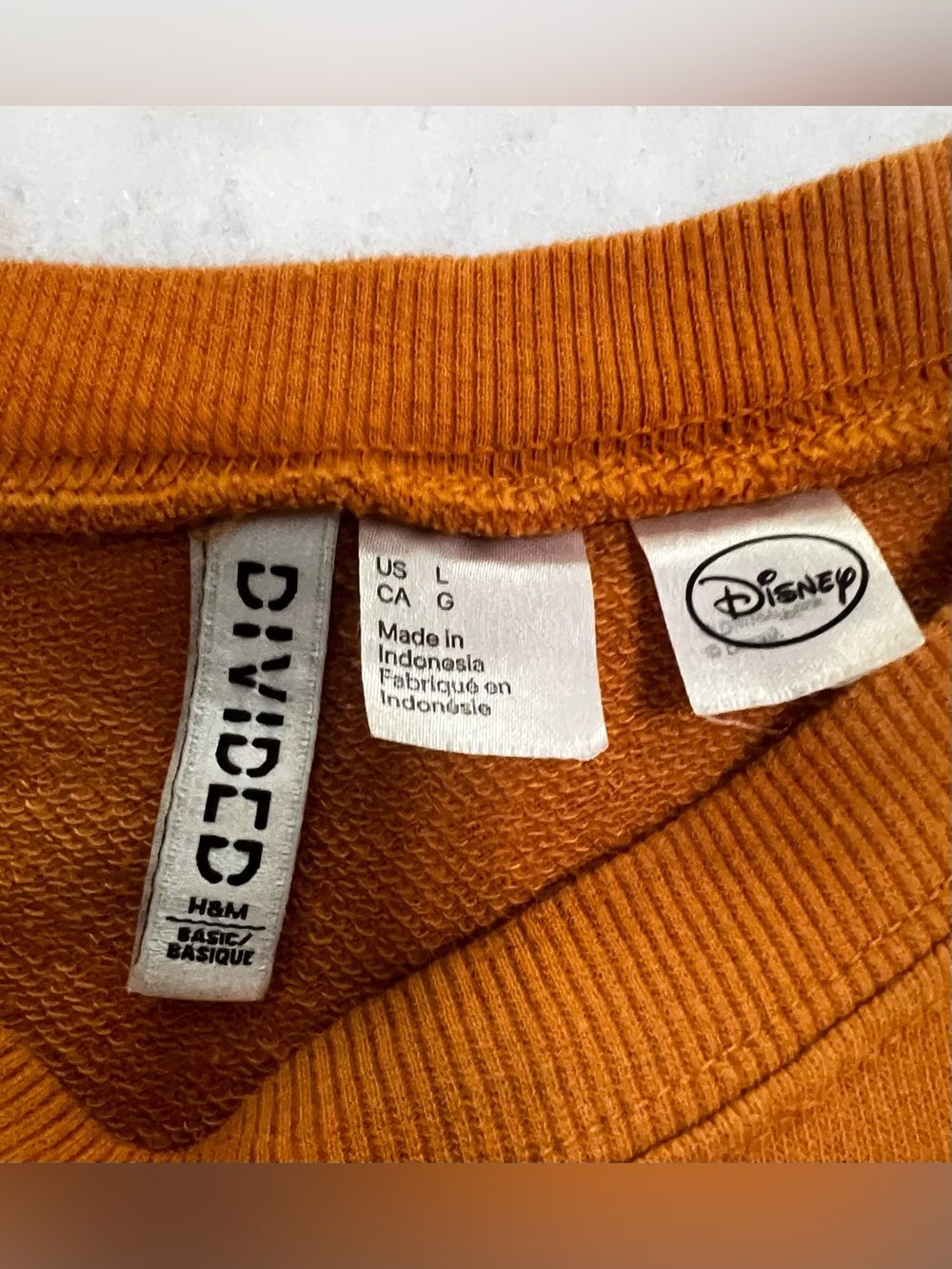 Divided H&M Womens Mustard Yellow Crew Neck Mickey Mouse Sweatshirt Size L - Picture 4 of 5